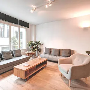 https://light-house-lodge-apartment-in-center-of-antwerp.hotelsantwerp.net